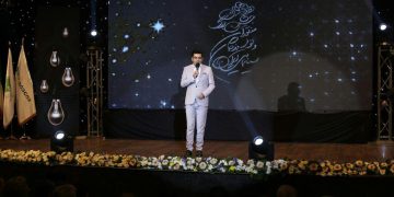فرزاد حسنی
